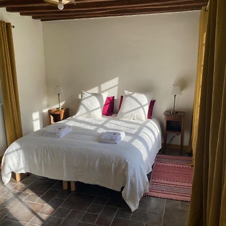 Une Vie En Rose Pressagny l'Orgueilleux Экстерьер фото